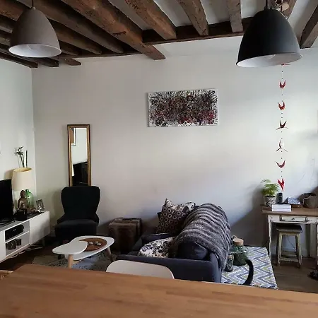 Maison De Ville Meublee Holiday home *
